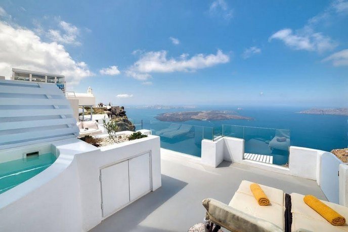 Pearl on the Cliff, Santorini - Compare Deals