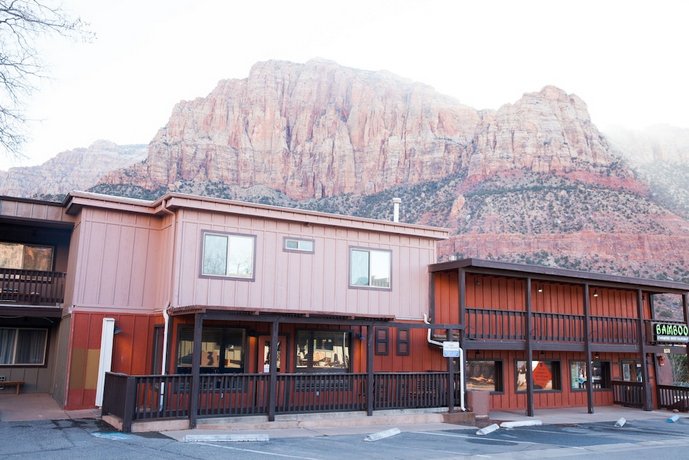 Pioneer Lodge Zion National Park Springdale Compare Deals