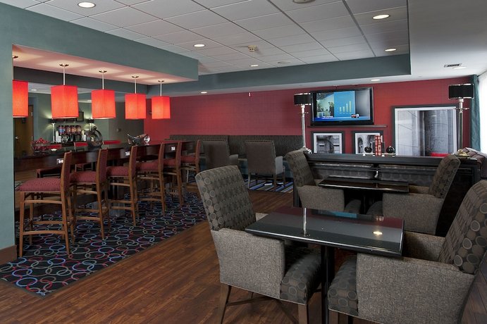 Hampton Inn Grand Rapids South Compare Deals - 