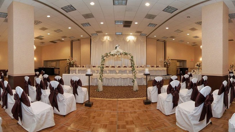 Comfort Suites Schiller Park Chicago O Hare Airport Compare Deals
