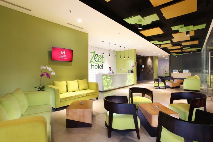 Zest Hotel Sukajadi Bandung Compare Deals - 