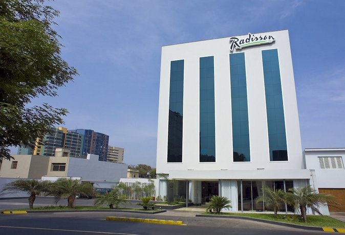 래디슨 산이시드로 호텔 &, Radisson San Isidro Hotel & Suites