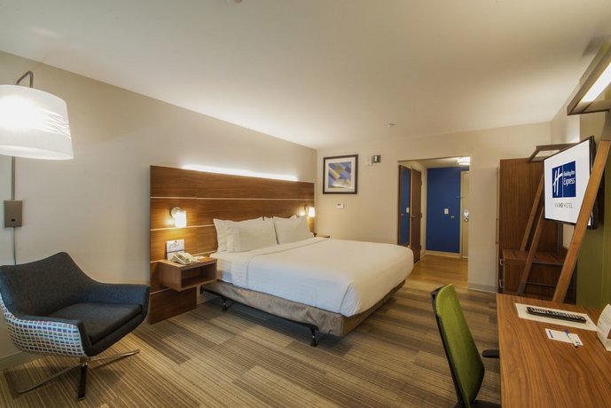 Holiday Inn Express Mira Mesa San Diego Compare Deals