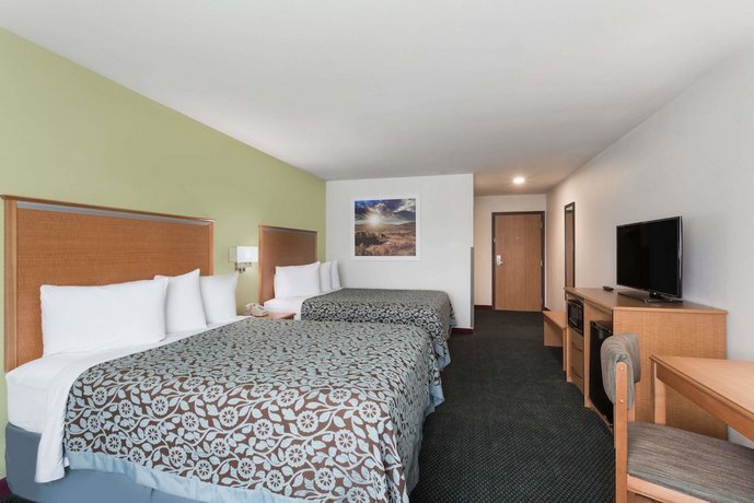 Days Inn By Wyndham West Yellowstone Compare Deals