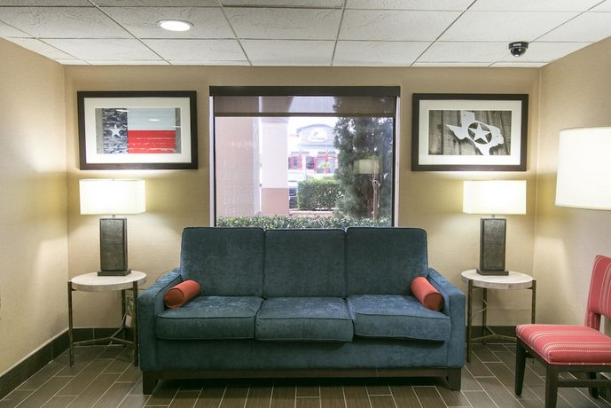 Comfort Suites Nw Lakeline Austin Compare Deals