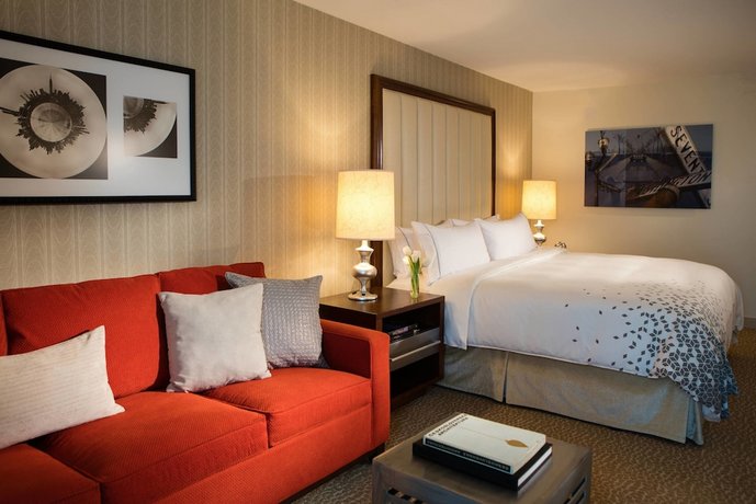 Renaissance Newark Airport Hotel Elizabeth Compare Deals