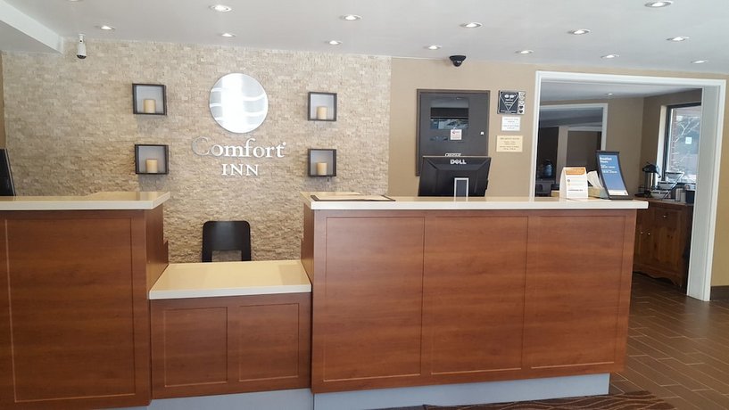 Comfort Inn Toronto North Compare Deals