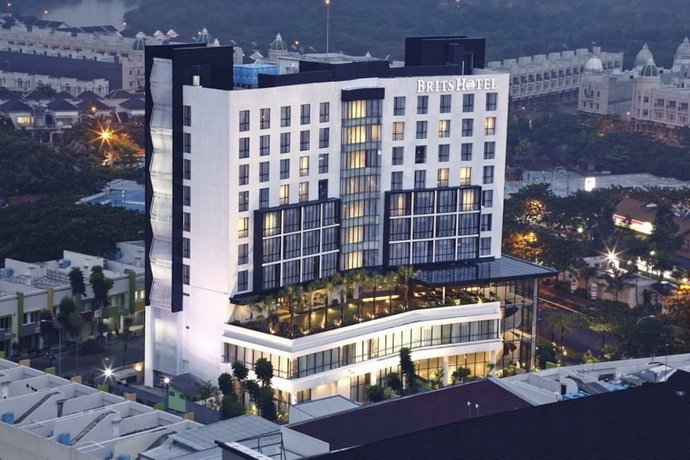 Brits Hotel Karawang Compare Deals