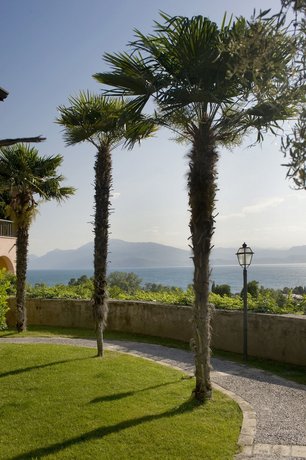 Castello Belvedere Residence Desenzano Del Garda Compare - 