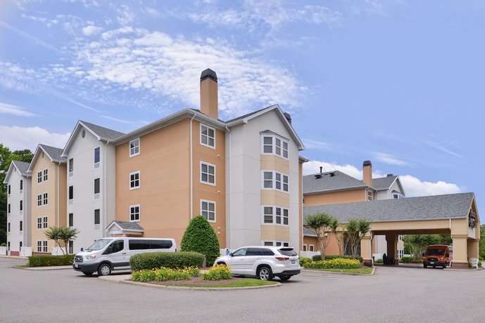 Hampton Inn Suites Newport News Airport Oyster Point - 