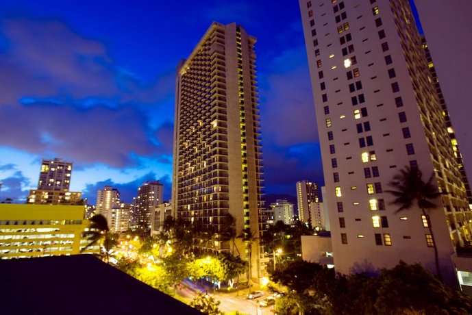 Waikiki Beach Marriott Resort Spa Hawaii Photos Reviews Deals