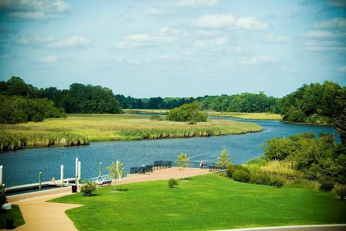 Hilton Garden Inn Suffolk Riverfront Compare Deals