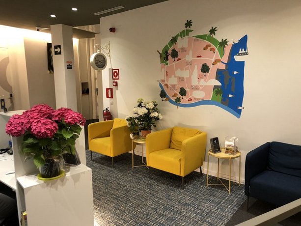Boutique Creative Rooms Valencia Compare Deals