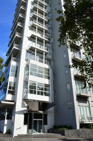 Southbank Apartments 28 Southgate Melbourne Compare Deals
