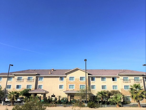 Comfort Inn And Suites Yuma I 8 Fortuna Foothills Compare Deals