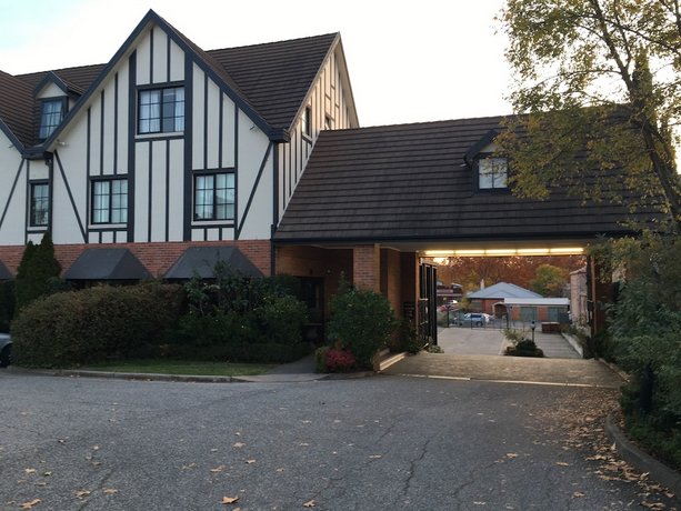 Albury Manor House Compare Deals