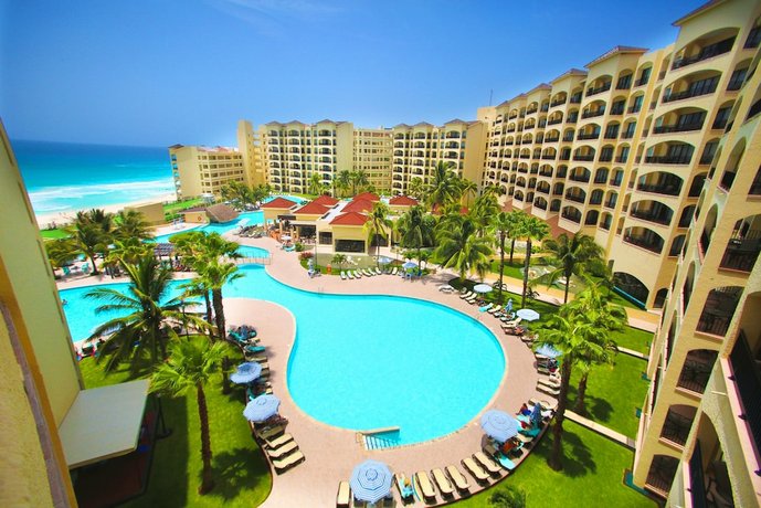 더 로얄 캐리비안 언 올 스위트 리조트, The Royal Caribbean - An All Suites Resort