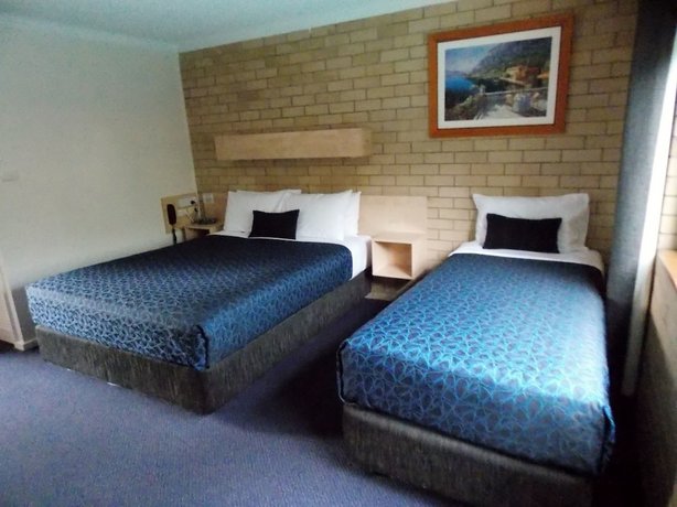 Wunpalm Motel Holiday Cabins Maroochydore Compare Deals