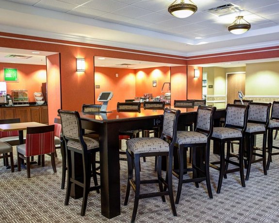 Comfort Suites Ocala Compare Deals