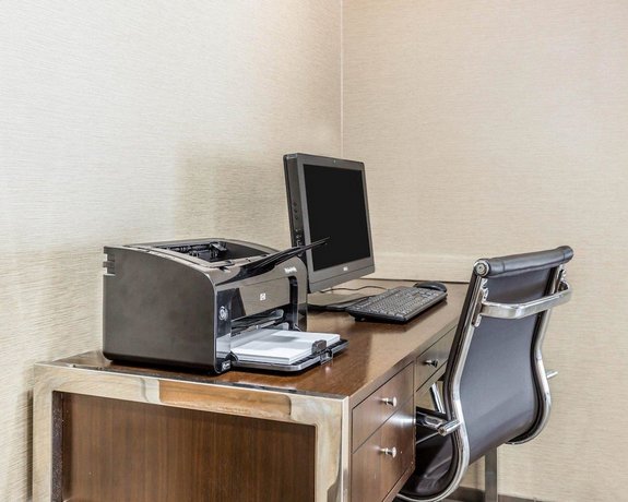 Comfort Suites At Isle Of Palms Connector Charleston Compare Deals