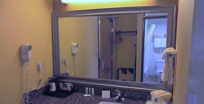 Quality Inn Hoffman Estates Schaumburg Compare Deals