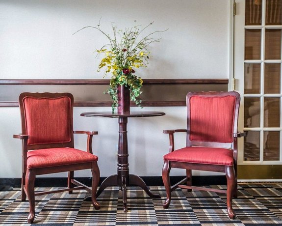 Quality Inn Suites Dixon Compare Deals