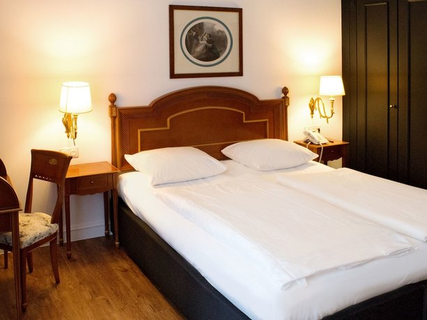 Dormero Hotel Halle Compare Deals