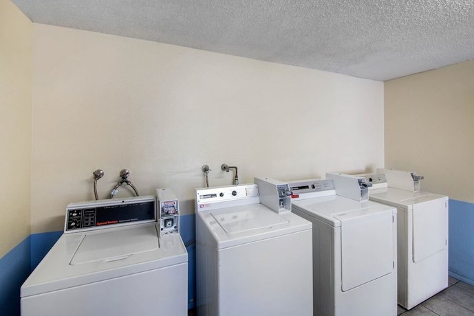 Comfort Inn Near Old Town Pasadena In Eagle Rock Ca Los Angeles