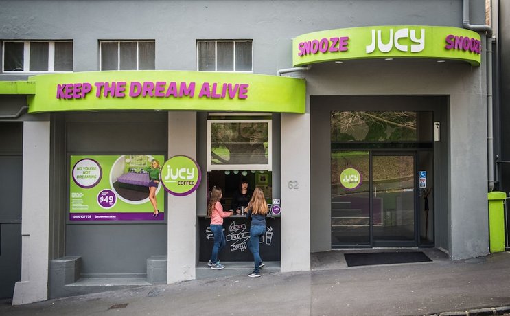 쥬시 호텔, Jucy Snooze