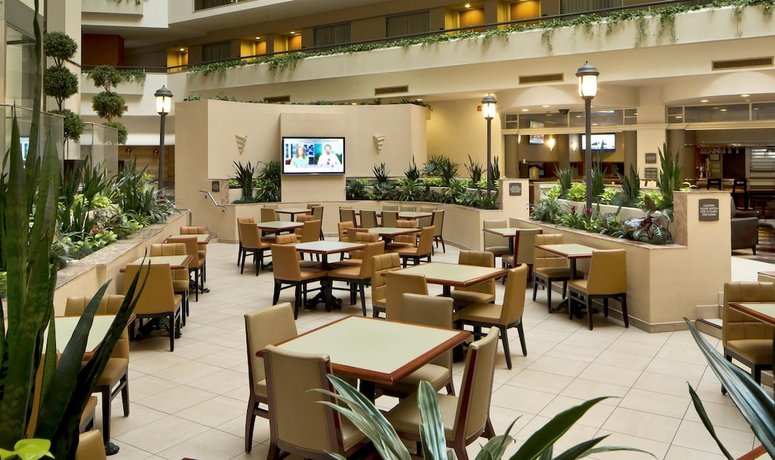 Embassy Suites Secaucus Meadowlands Compare Deals - 