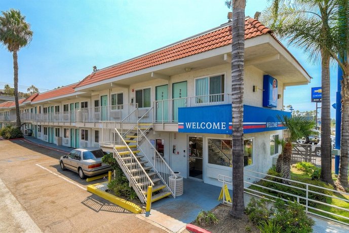 Motel 6 San Diego La Mesa Compare Deals - 