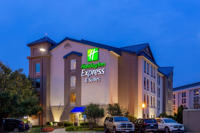 Holiday Inn Express Suites Chicago Midway Airport - 