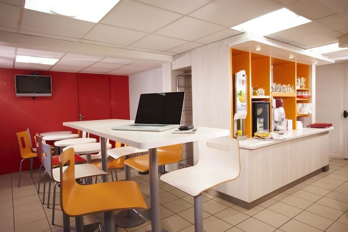 Hotel Premiere Classe Dijon Rue Des Ardennes