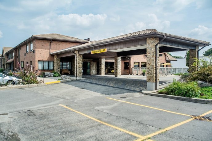 Comfort Inn Waterloo Compare Deals