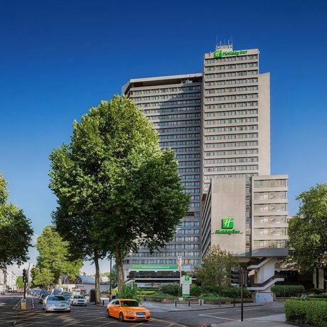 홀리데이 인 런던 켄싱턴 포럼, Holiday Inn London Kensington Forum