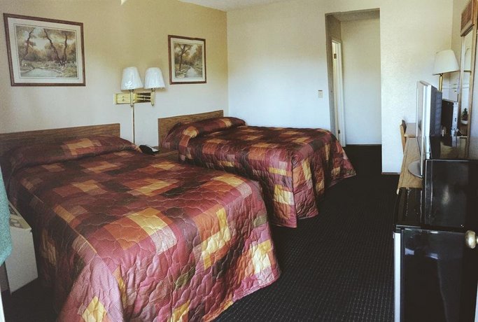Promo [70% Off] Anchorage Inn Lakeport United States | Grand Z Hotel Rooms