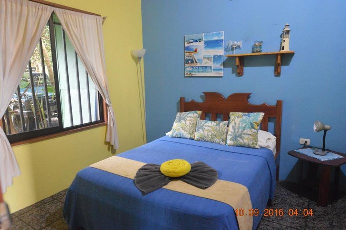 Hostel Vista Serena, Manuel Antonio - Compare Deals