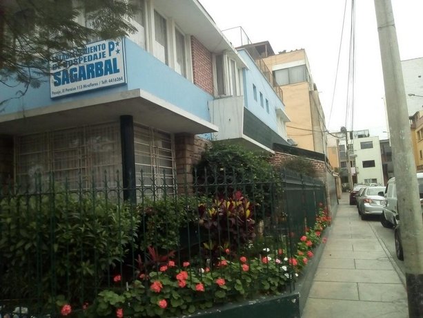호스페다헤 사가르발, Hospedaje Sagarbal