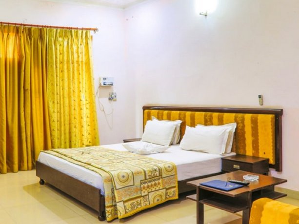 Gulmohar Sariska Resort Viratnagar Compare Deals - 