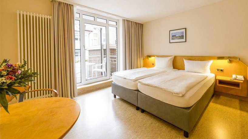 Michels Gastehaus Meerzeit Norderney Compare Deals