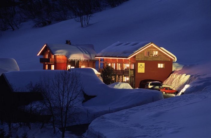 Haus Anna Apartments Stuben Am Arlberg Compare Deals