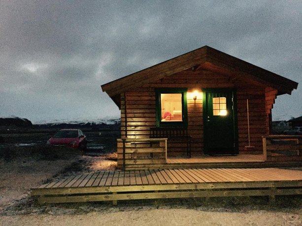 Farmhouse Lodge Vik Compare Deals