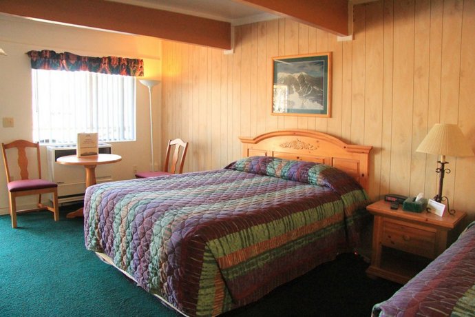 Ski Lift Lodge Cabins Flagstaff Compare Deals