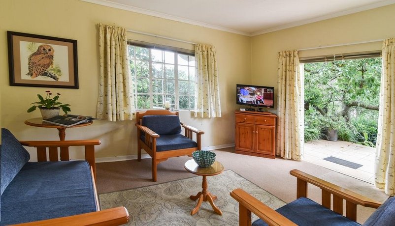 Random Harvest Country Cottages Johannesburg Compare Deals