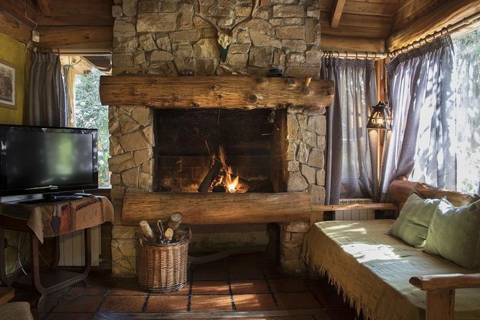 Patagonia Sin Fronteras San Carlos De Bariloche Compare Deals