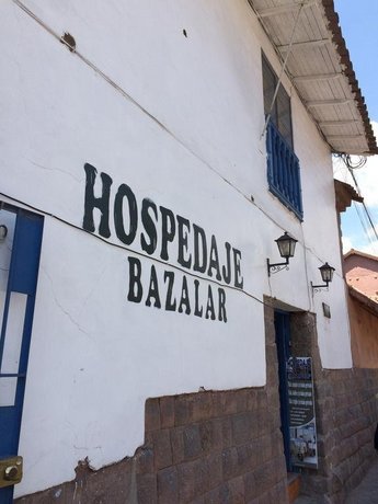 호스페다헤 바살라르, Hospedaje Bazalar