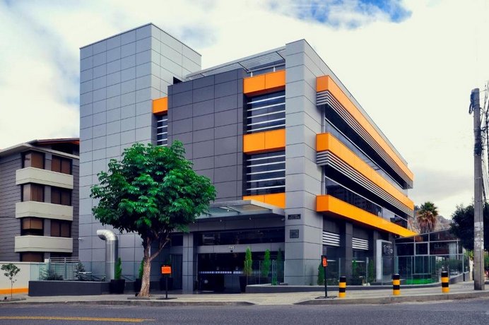 호텔 레노바, Hotel Rennova