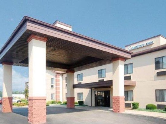 Comfort Inn Batavia Darien Amusement Park Area Compare Deals
