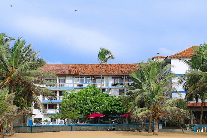 Topaz Beach Hotel Negombo Compare Deals