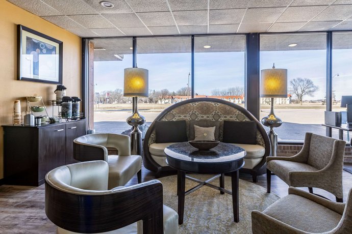 Quality Inn Suites Albert Lea Compare Deals